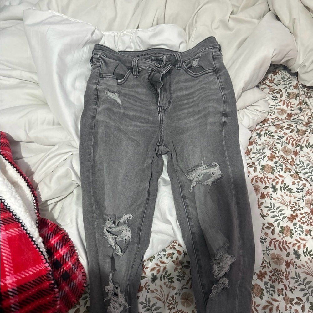 American Eagle Outfitters Gray Skinny Jeans with Distressing